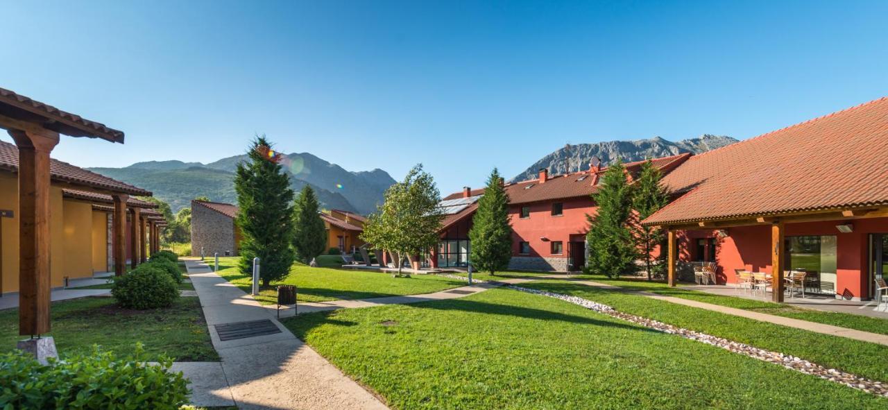 Fuentes Blancas Hotell Vegacervera Exteriör bild